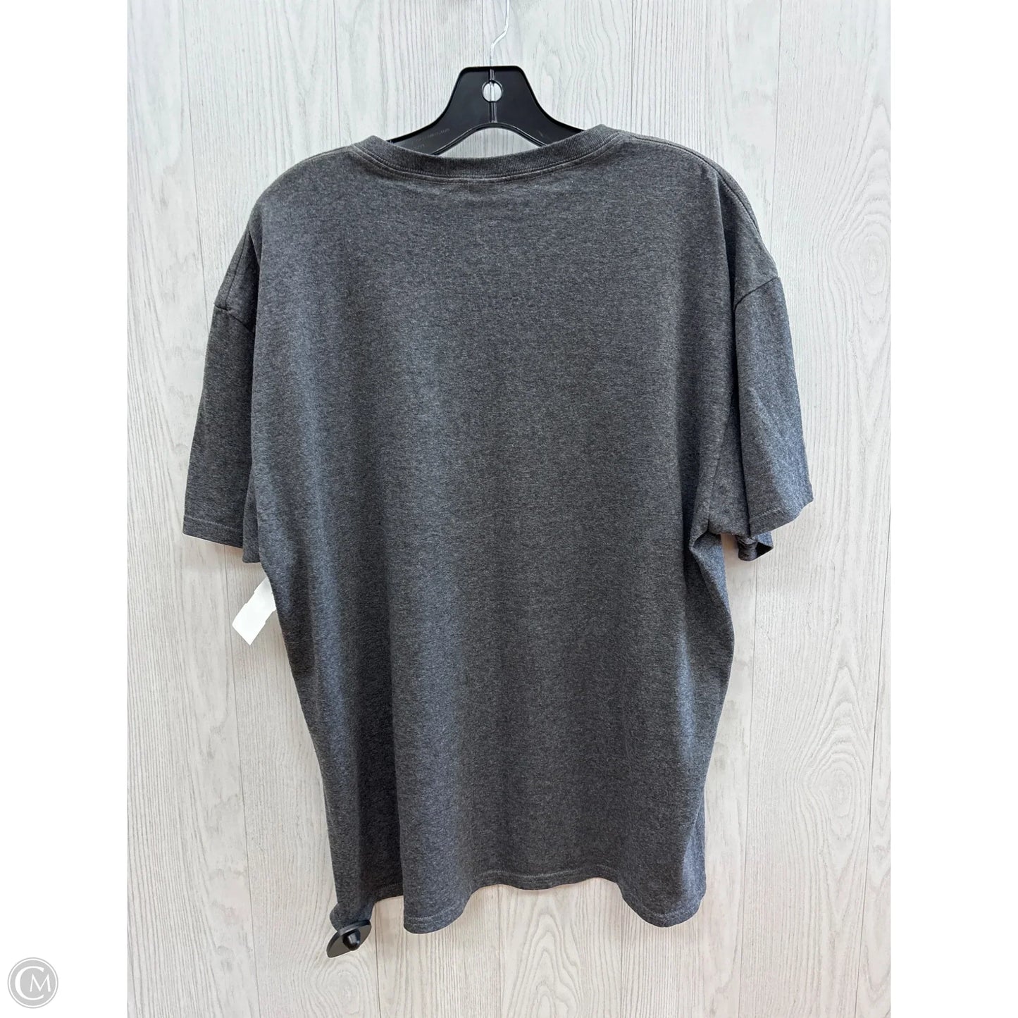 Top Short Sleeve Basic By Clothes Mentor In Grey, Size: Xl