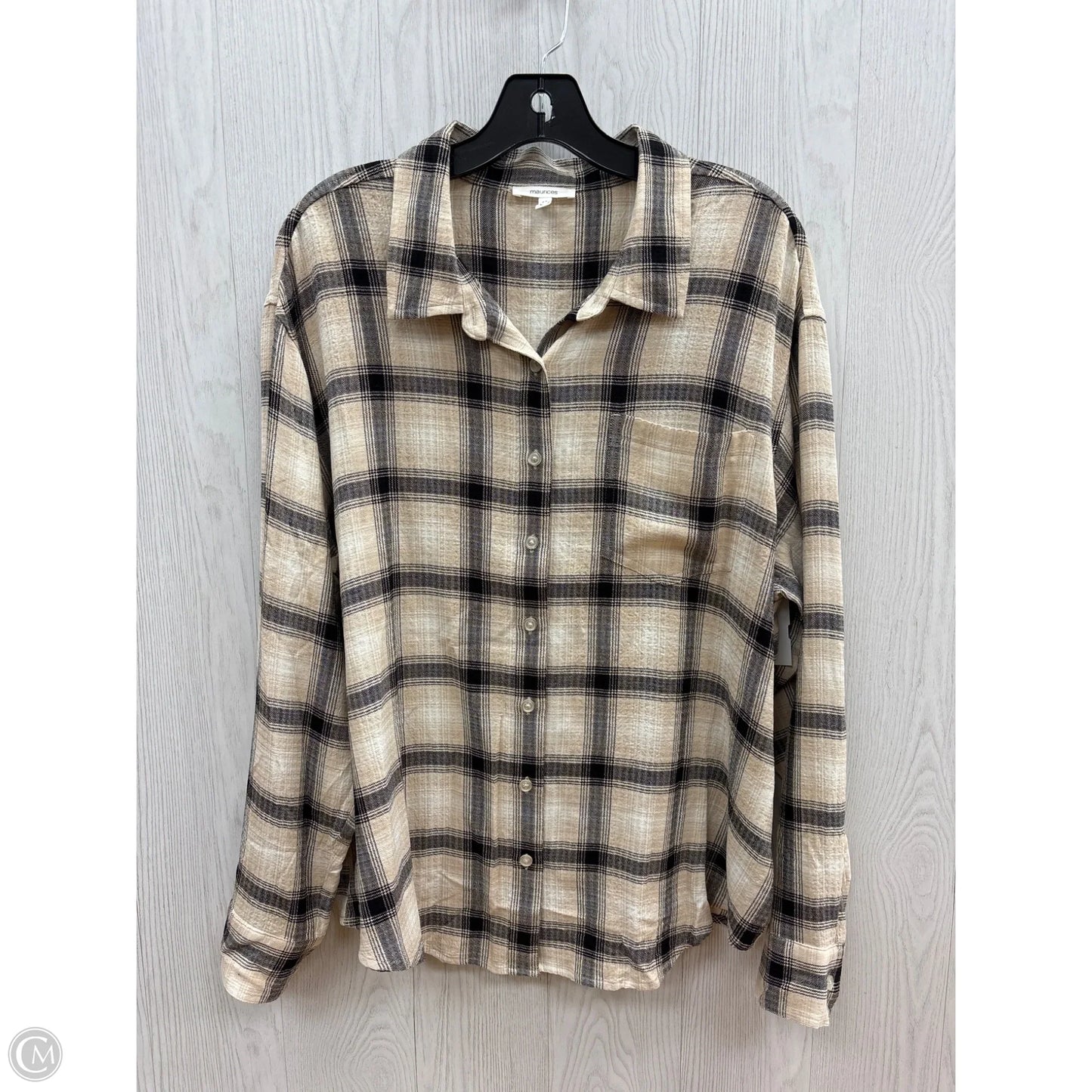 Top Long Sleeve By Maurices In Plaid Pattern, Size: L