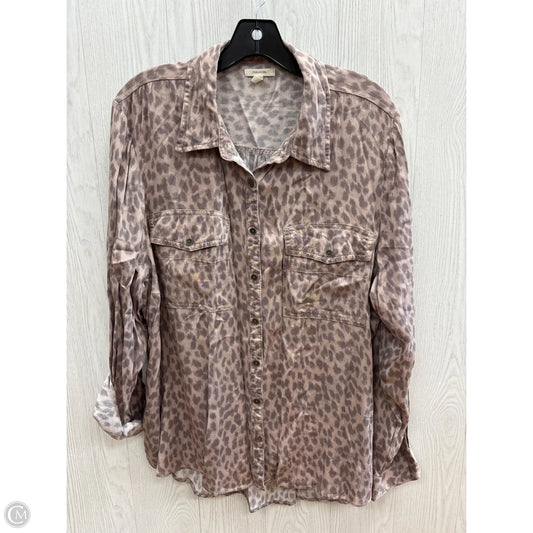 Top Long Sleeve By Maurices In Animal Print, Size: 1x