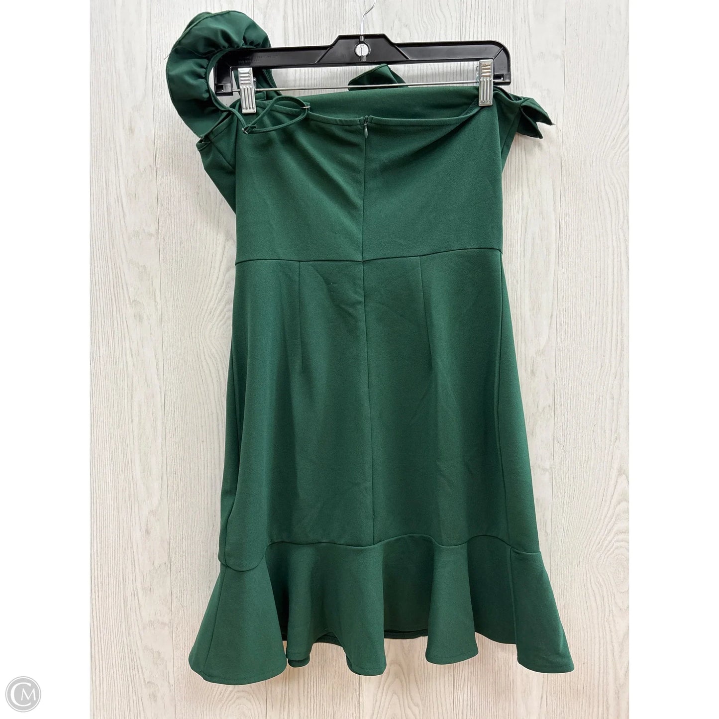 Dress Party Short By Clothes Mentor In Green, Size: M