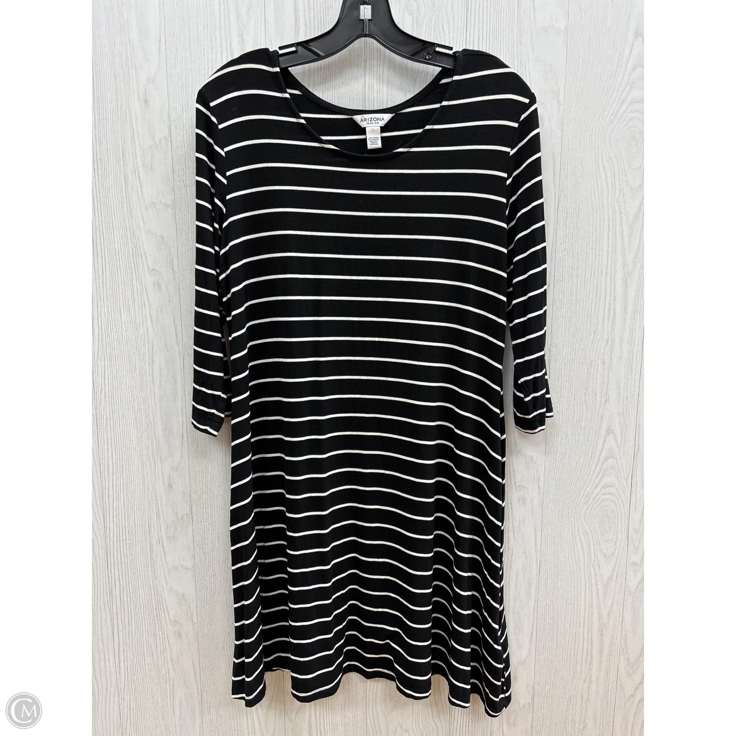 Dress Casual Short By Arizona In Black, Size: L