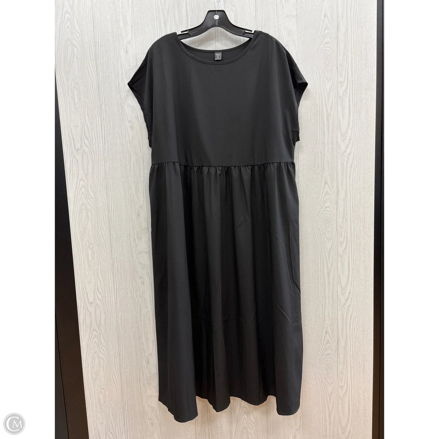Dress Casual Midi By Shein In Black, Size: 1x