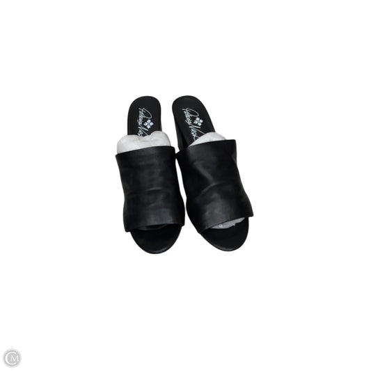 Shoes Designer By Patricia Nash In Black, Size: 7.5