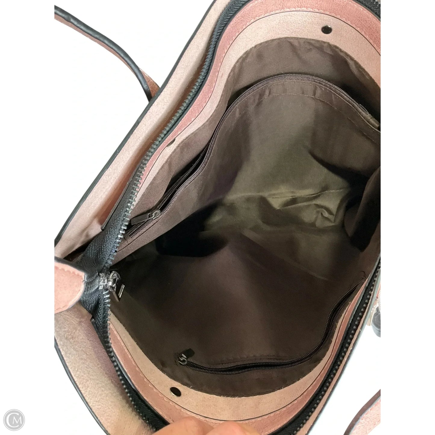 Handbag By Clothes Mentor, Size: Medium