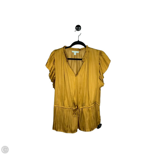 Top Sleeveless By Ryegrass In Gold, Size: Xl