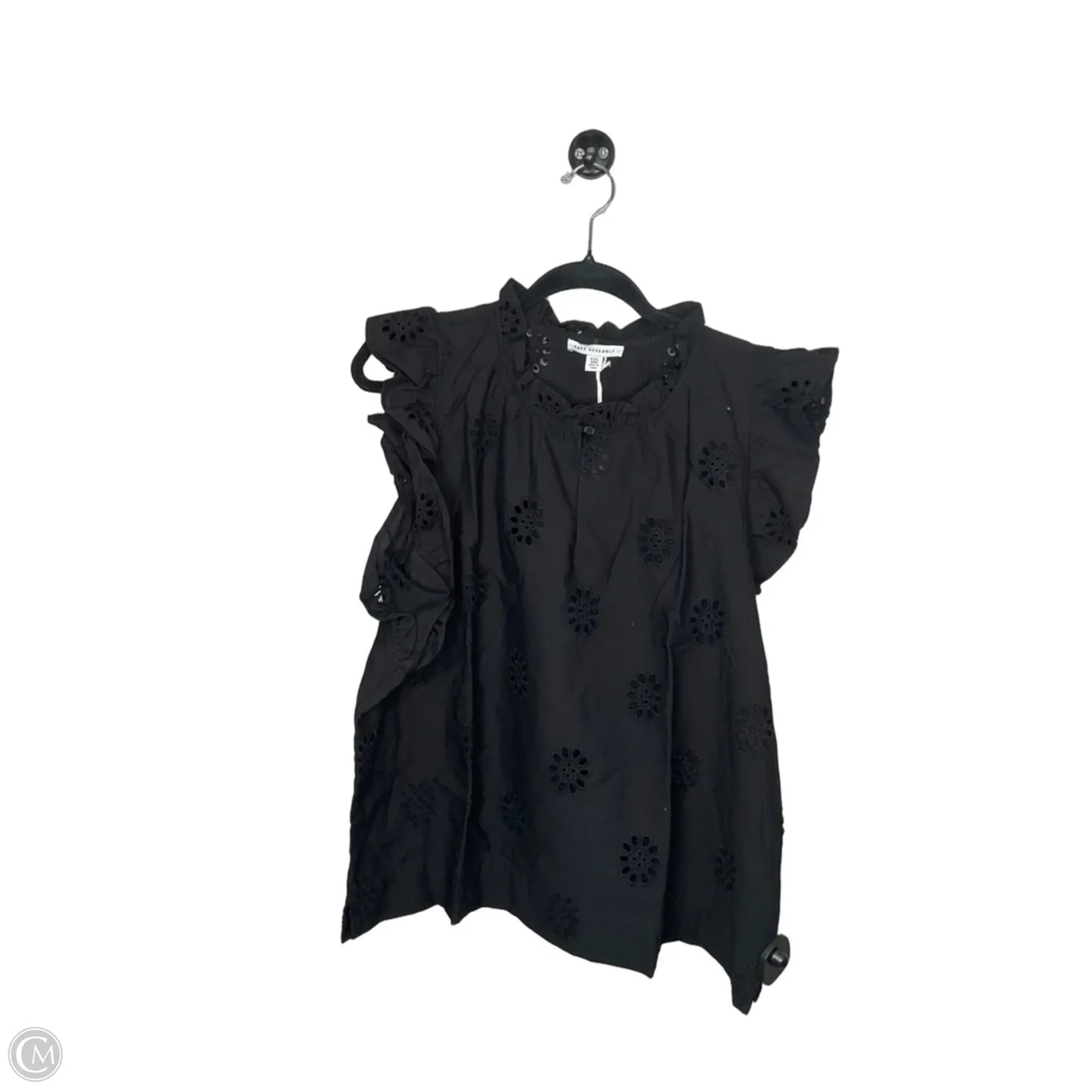 Top Short Sleeve By Free Assembly In Black, Size: 1x