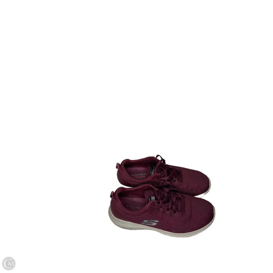 Shoes Sneakers By Skechers In Maroon, Size: 9