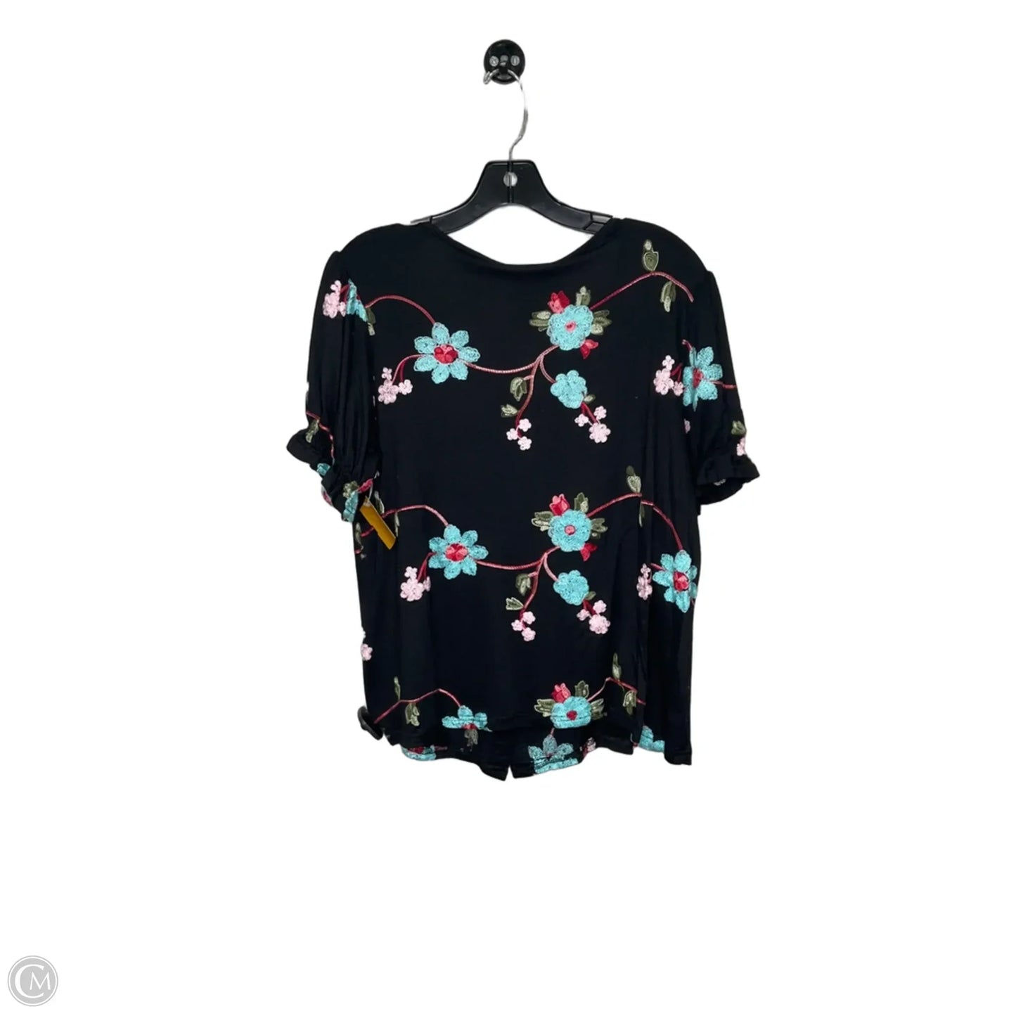 Top Short Sleeve By Clothes Mentor In Black, Size: M