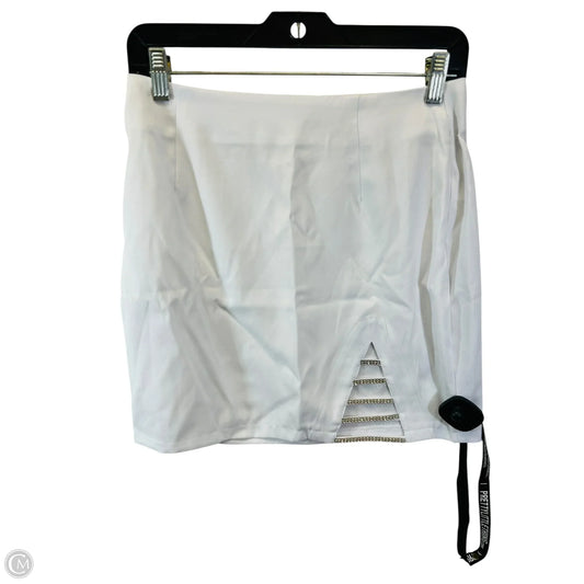 Skirt Mini & Short By Pretty Little Thing In White, Size: S
