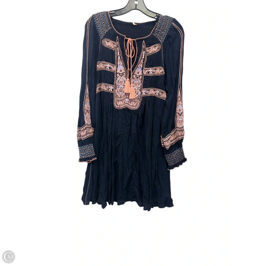Dress Casual Short By Free People In Black & Pink, Size: Xs
