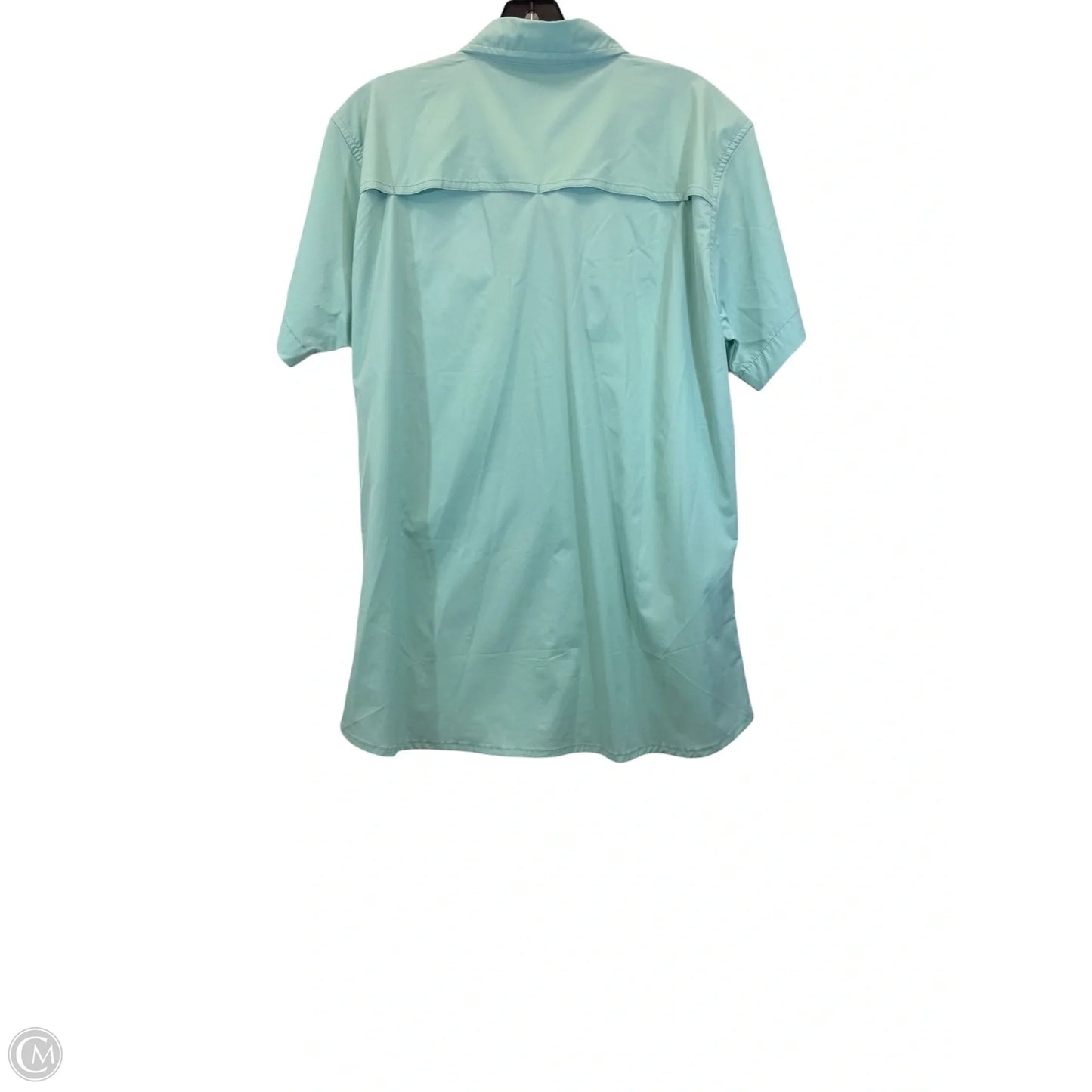 Top Short Sleeve By Dakota Grizzly In Green, Size: Xl