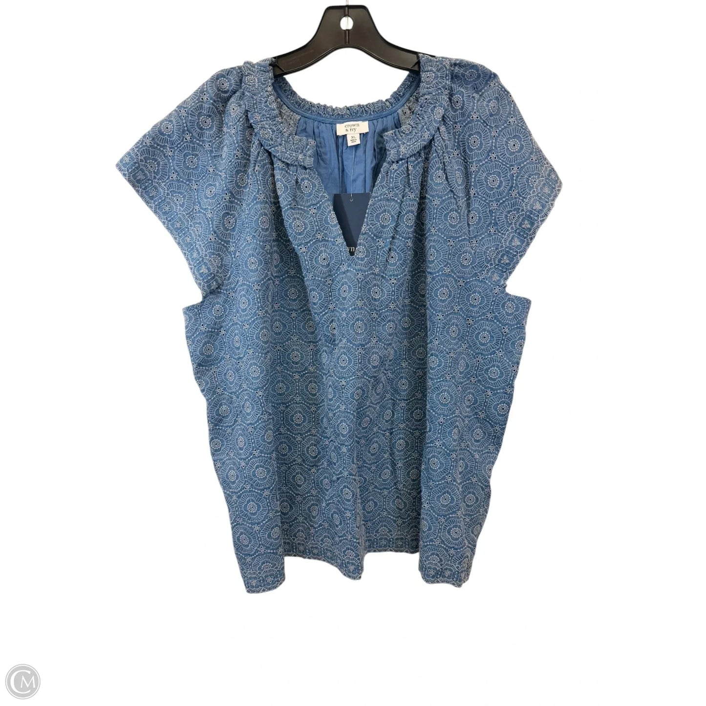 Top Short Sleeve By Crown And Ivy In Blue, Size: Xl