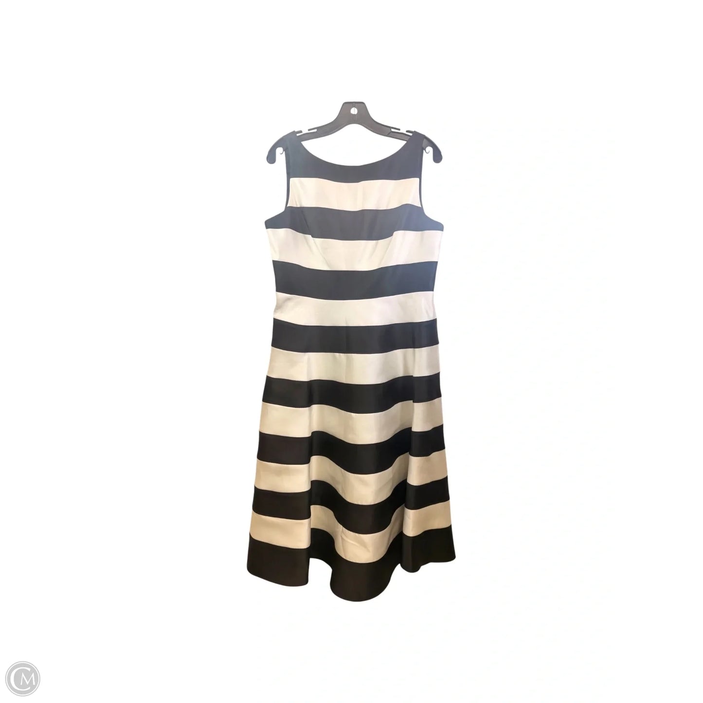 Dress Casual Midi By Adrianna Papell In Black & White, Size: L
