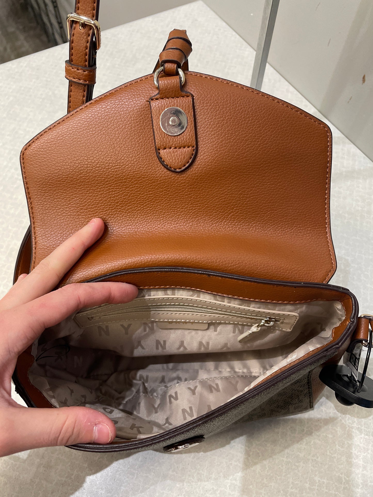 Crossbody By Dkny, Size: Medium