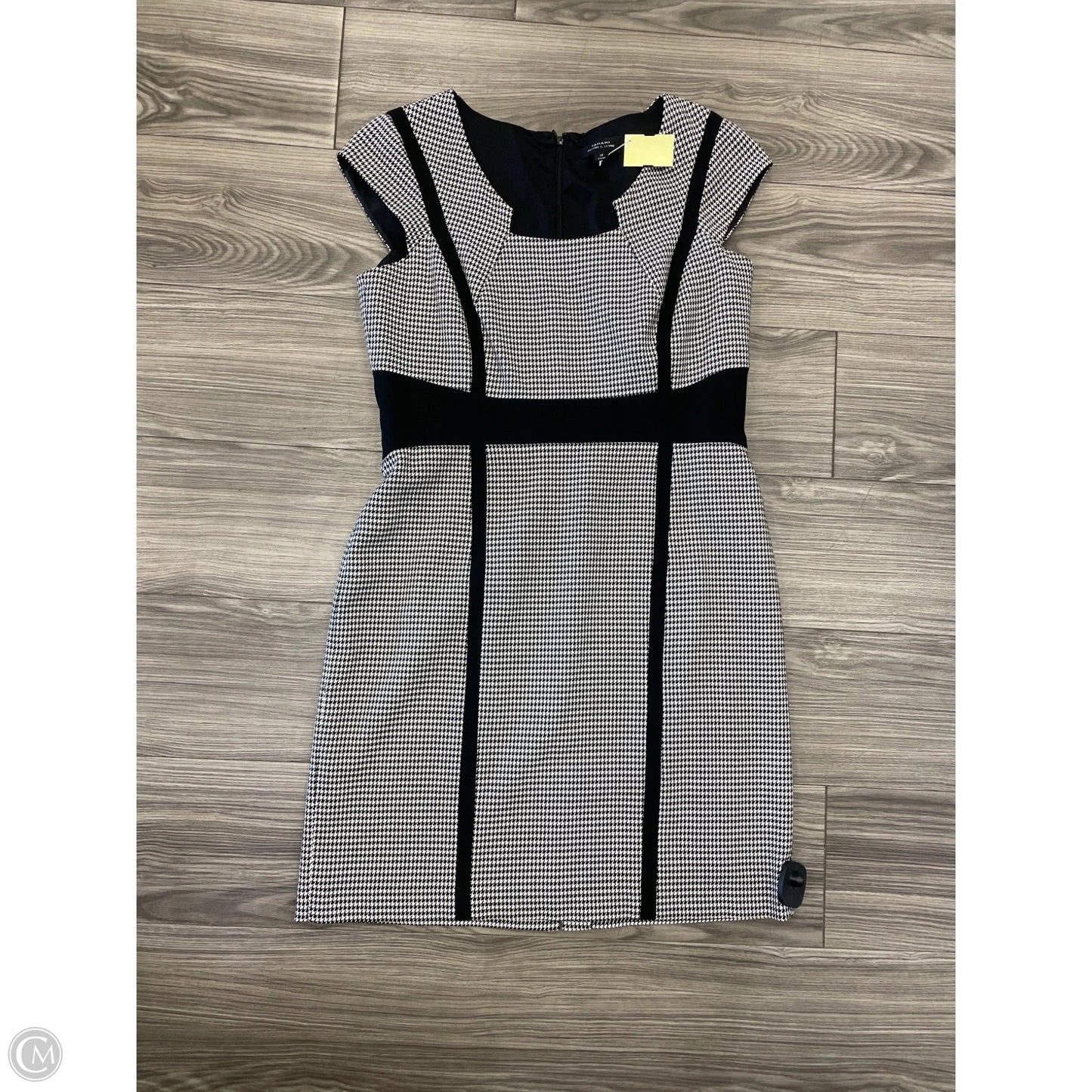 Dress Party Midi By Tahari By Arthur Levine In Black & White, Size: 12