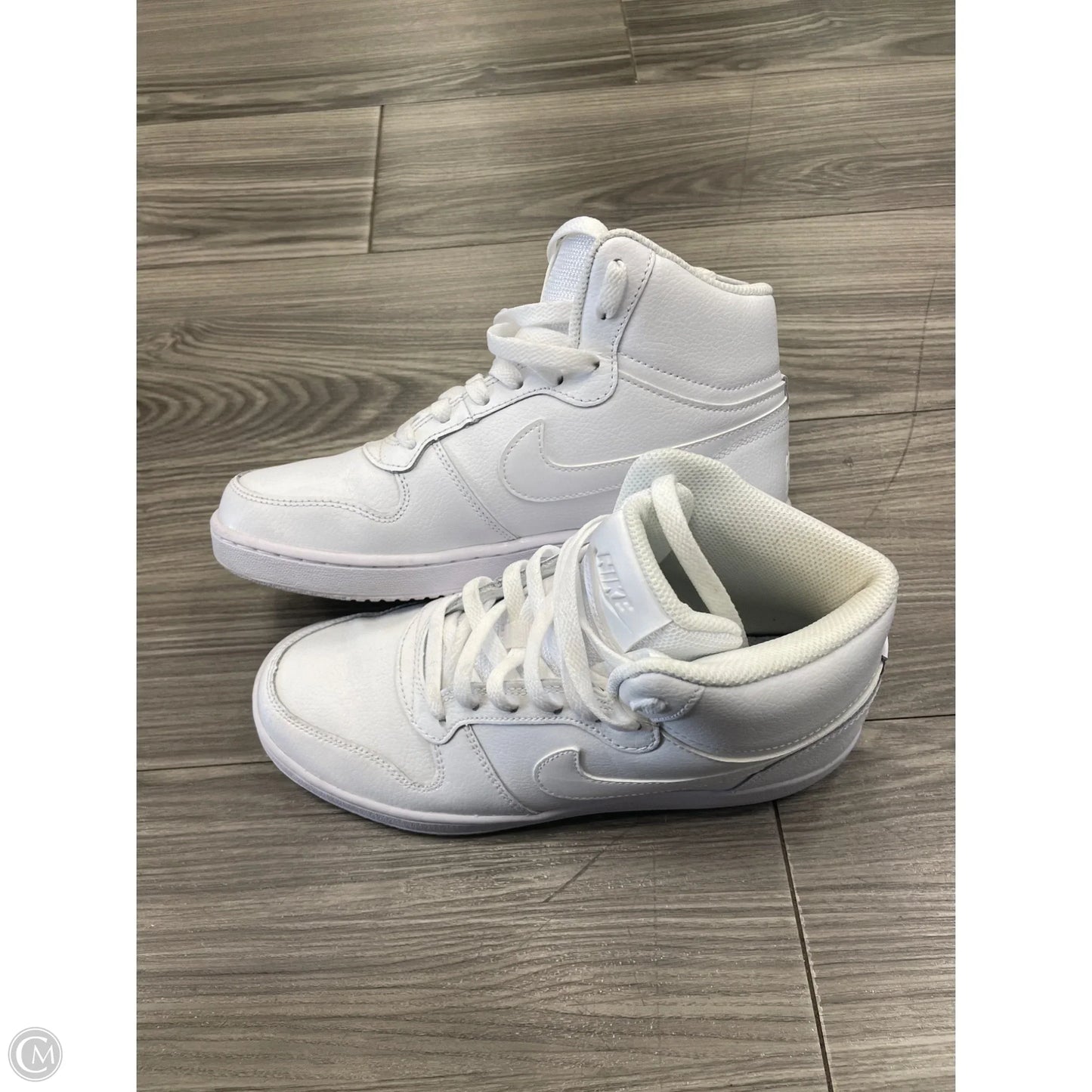 Shoes Sneakers By Nike In White, Size: 8