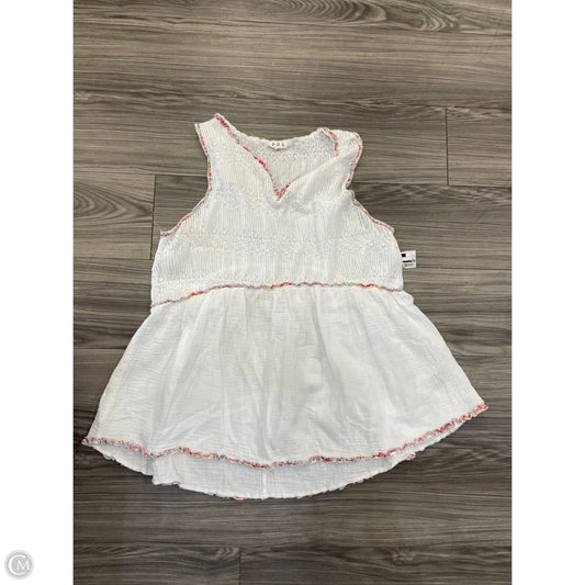 Tank Top By Pol In White, Size: L