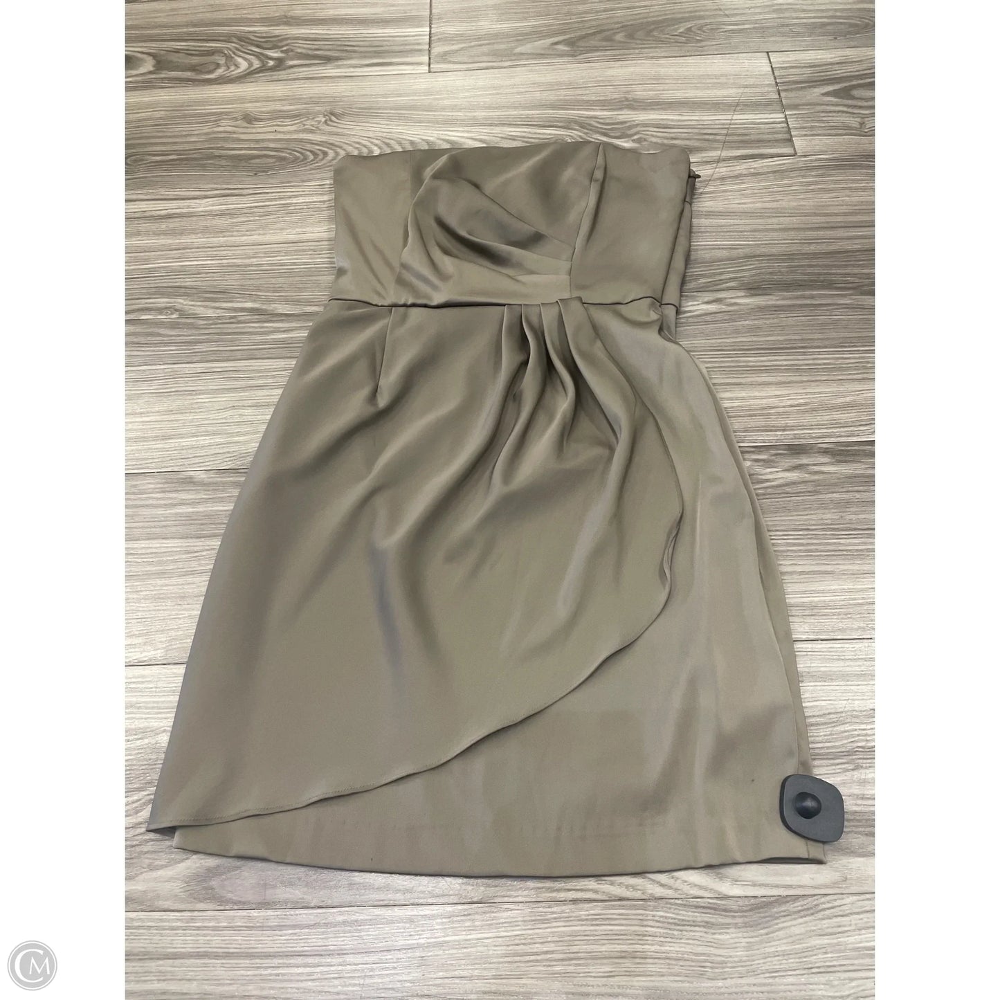 Dress Party Short By Banana Republic In Green, Size: 4