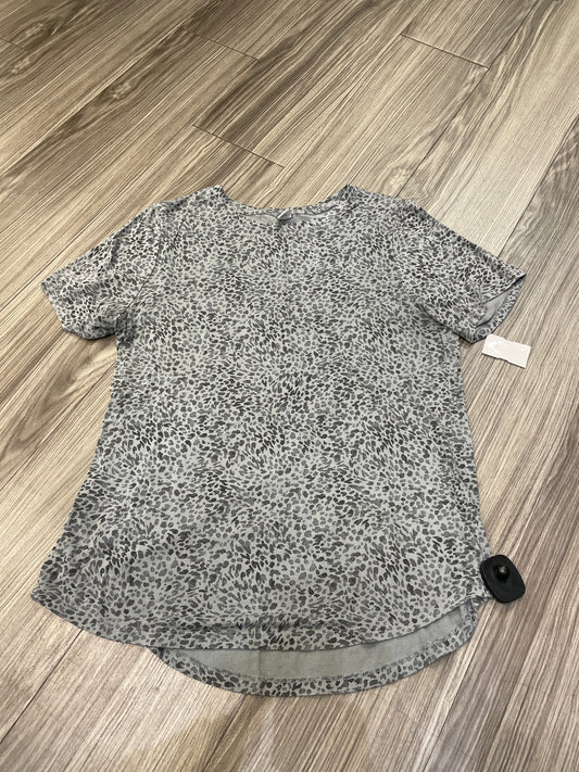Top Short Sleeve By Old Navy In Grey, Size: M