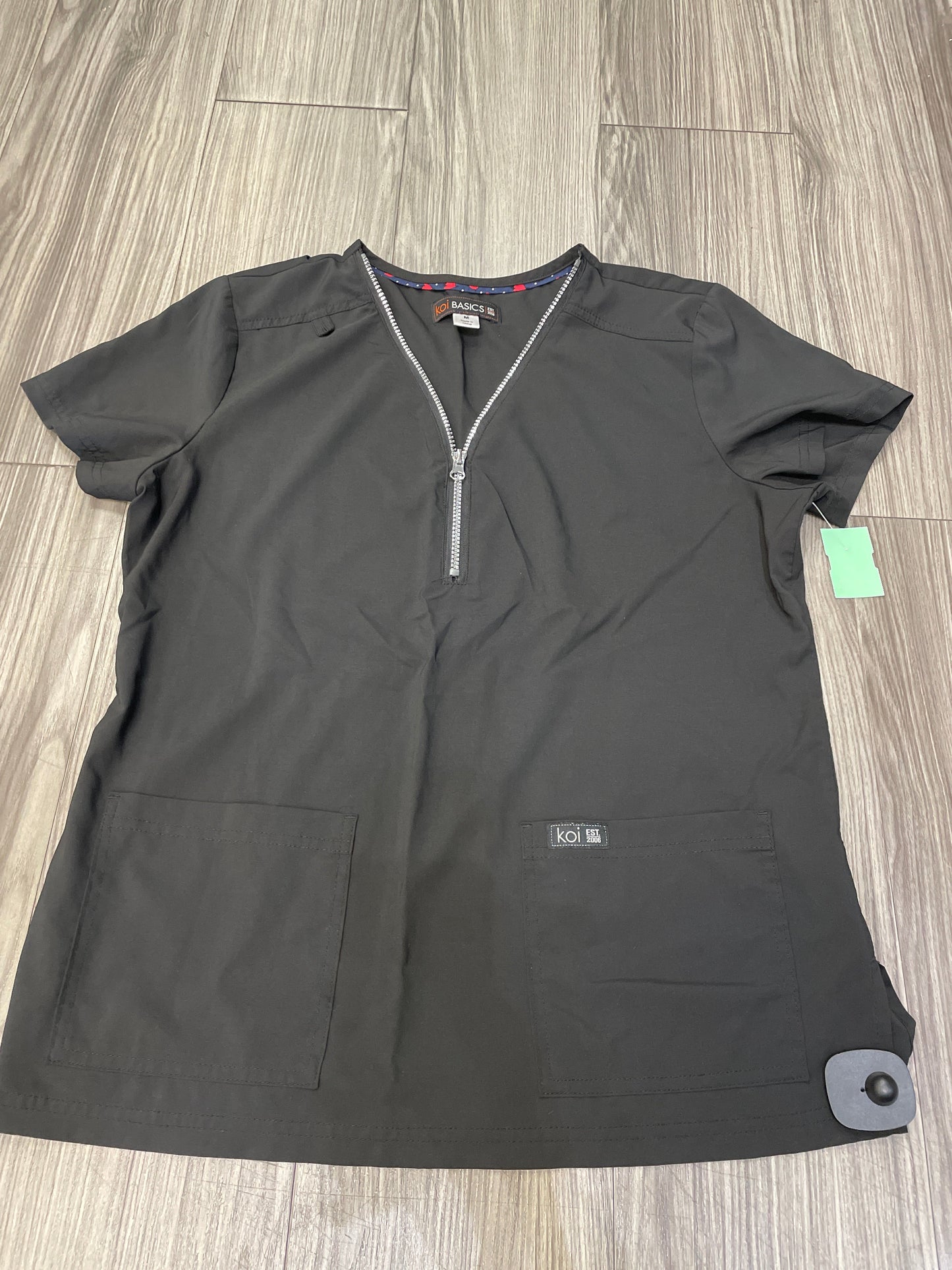 Black Top Short Sleeve Clothes Mentor, Size M