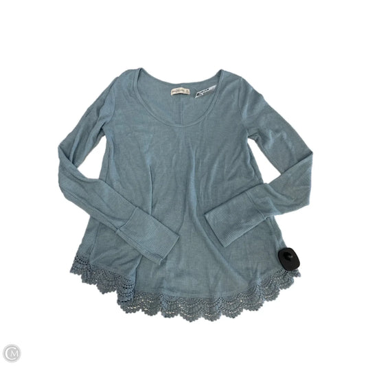 Top Long Sleeve By Abercrombie And Fitch In Blue, Size: M