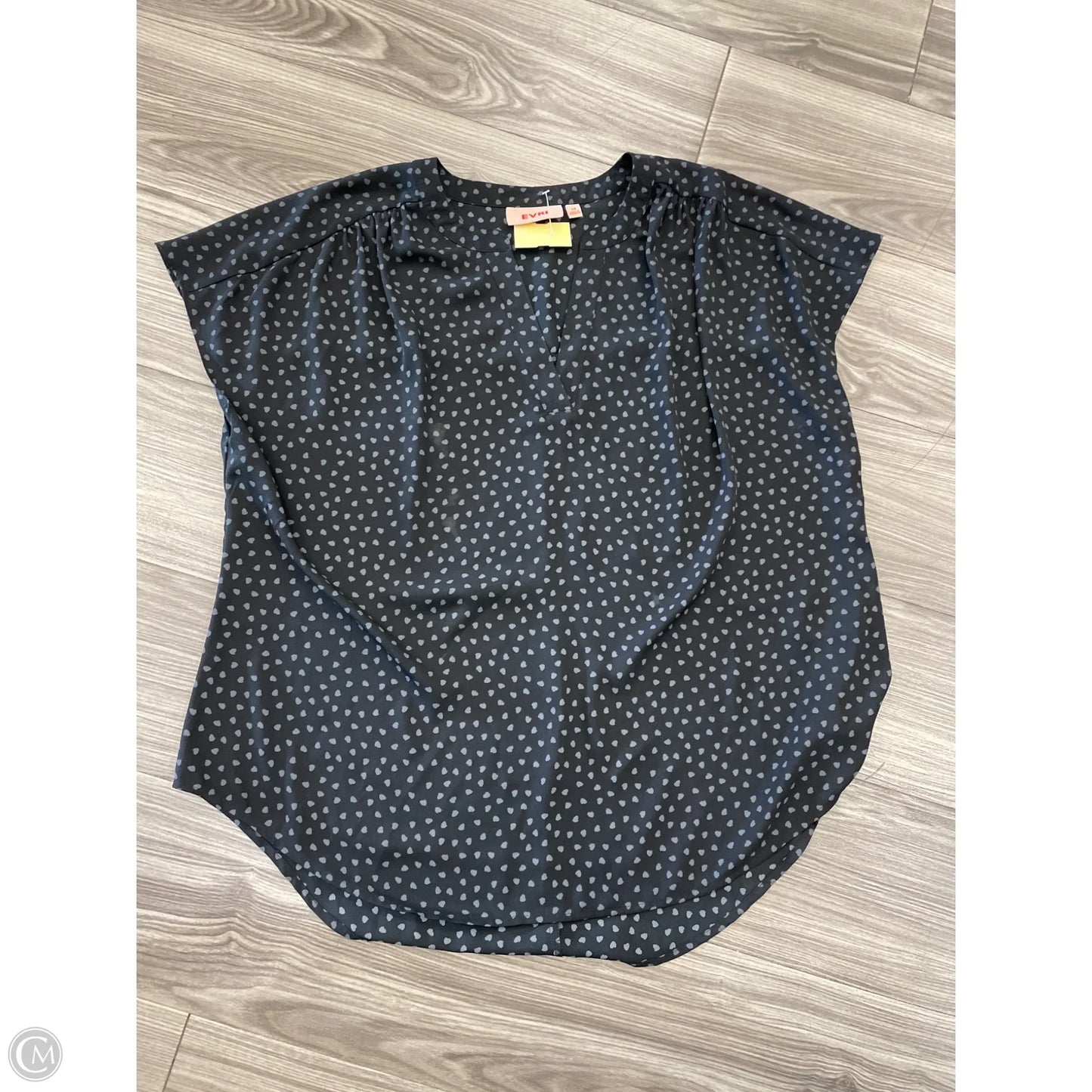 Top Short Sleeve By Evri In Black, Size: 1x