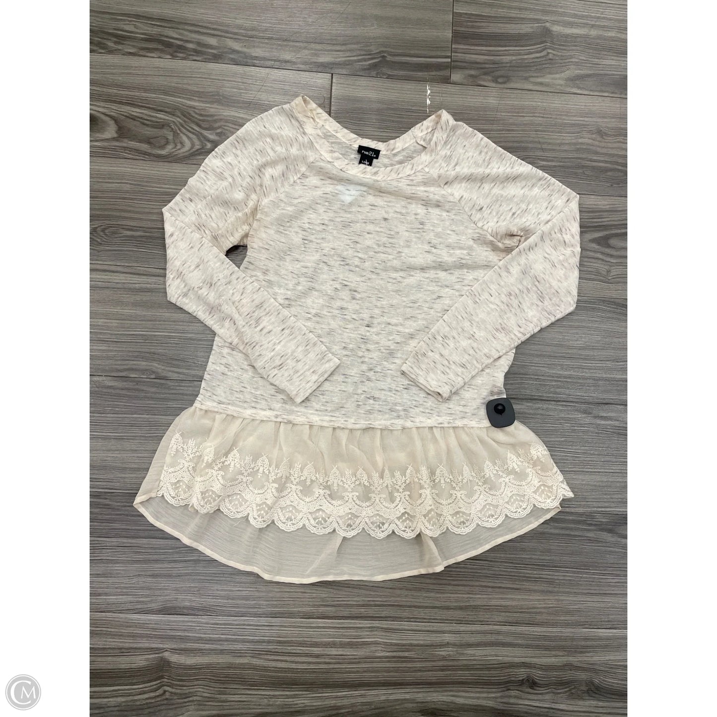 Top Long Sleeve By Rue 21 In Cream, Size: L