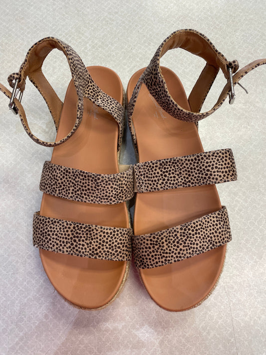 Sandals Heels Platform By Universal Thread In Animal Print, Size: 10