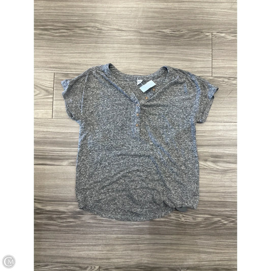 Top Short Sleeve By Old Navy In Grey, Size: S