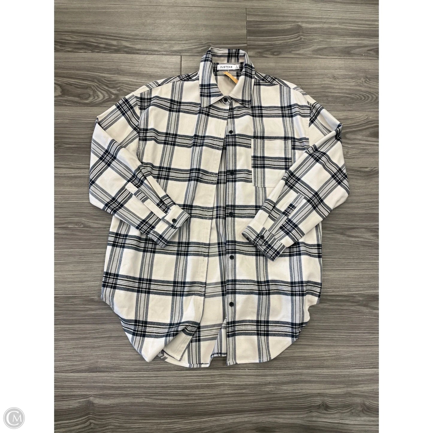 Top Long Sleeve By Justfab In Plaid Pattern, Size: S