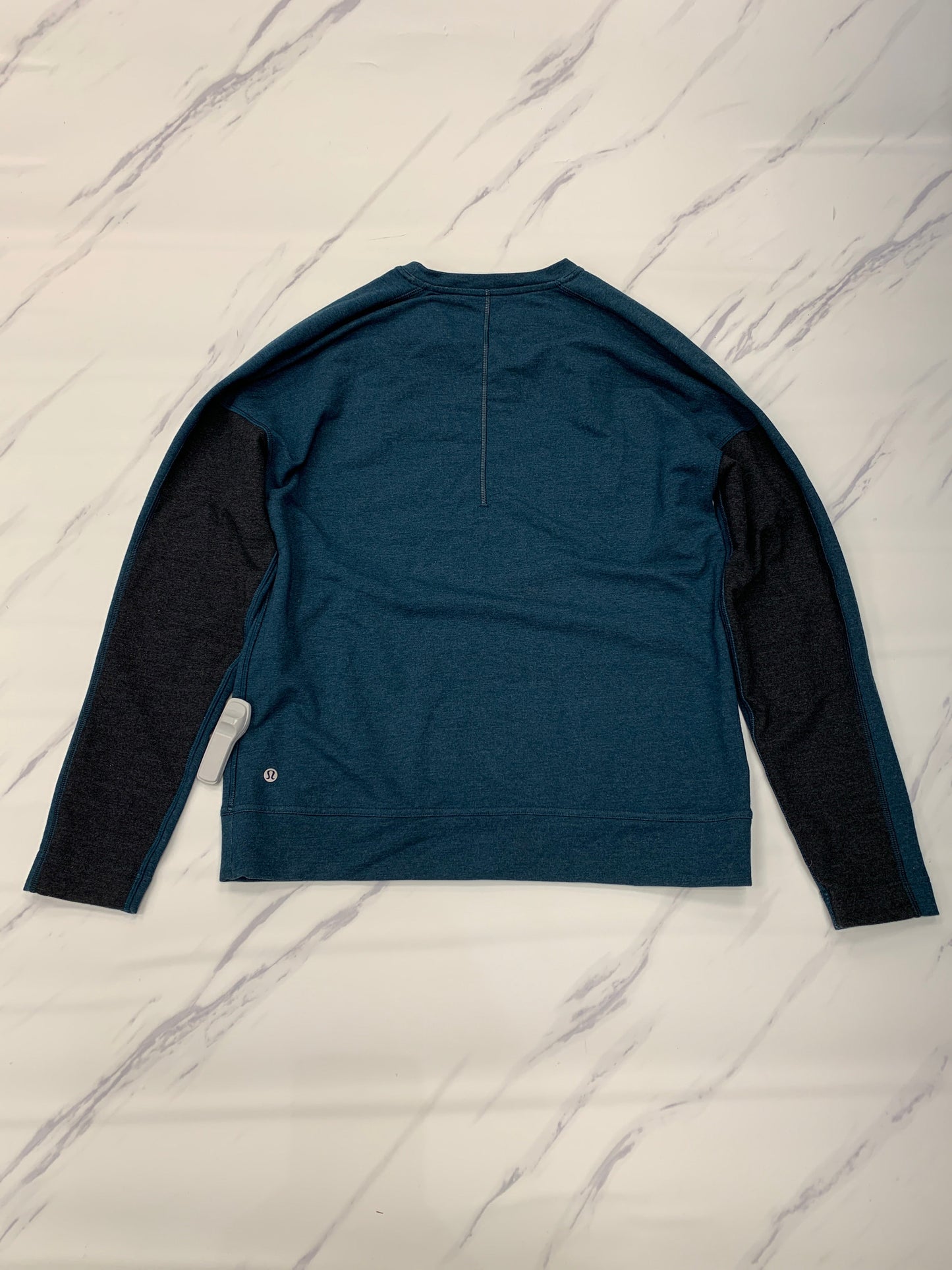 Athletic Sweatshirt Crewneck By Lululemon, Size: 6
