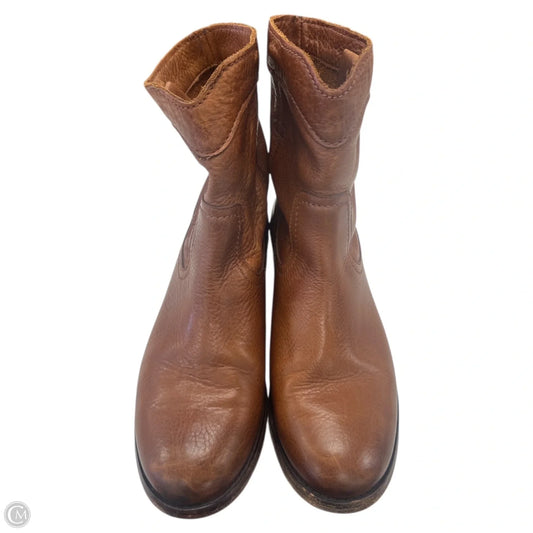 Boots Designer By Frye In Brown, Size: 7.5