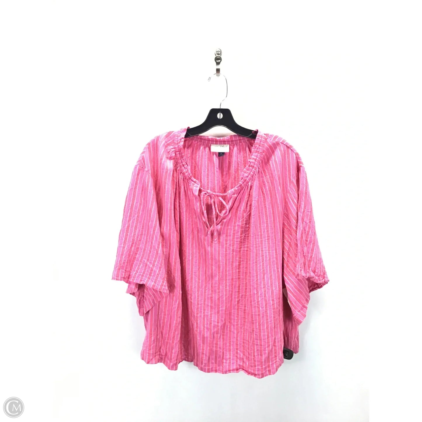 Top Short Sleeve By Universal Thread In Pink, Size: Xxl