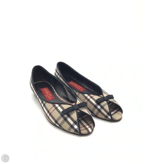 Shoes Flats By Vaneli In Plaid Pattern, Size: 7