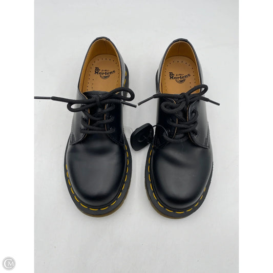 Shoes Flats By Dr Martens In Black, Size: 6