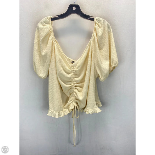 Top Short Sleeve By Shein In Cream, Size: 2x