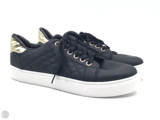 Shoes Sneakers By Clothes Mentor In Black & Gold, Size: 9