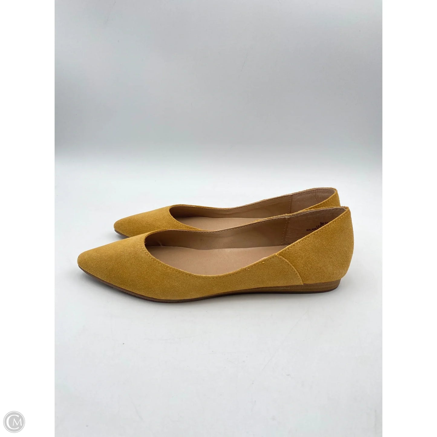 Shoes Flats By Crown Vintage In Yellow, Size: 9
