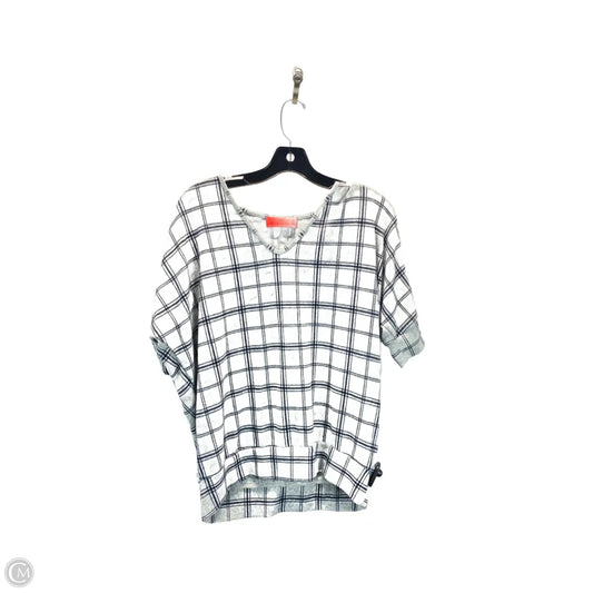 Top Short Sleeve By Clothes Mentor In Plaid Pattern, Size: S