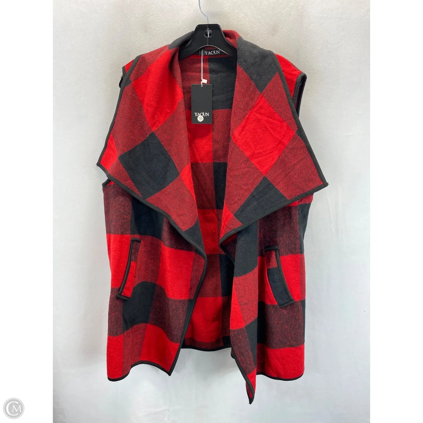 Vest Sweater By Clothes Mentor In Black & Red, Size: 2x