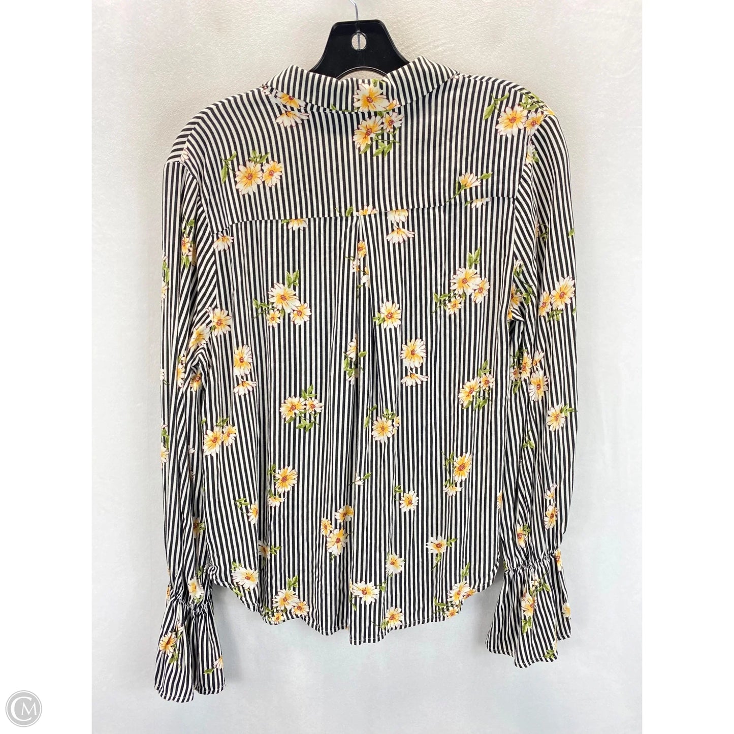 Top Long Sleeve By Forever 21 In Floral Print, Size: M