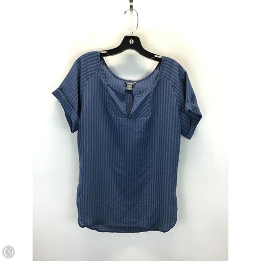 Top Short Sleeve By Eddie Bauer In Blue, Size: L