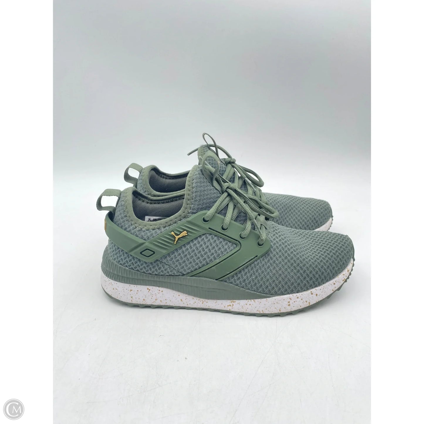 Shoes Sneakers By Puma In Green, Size: 7