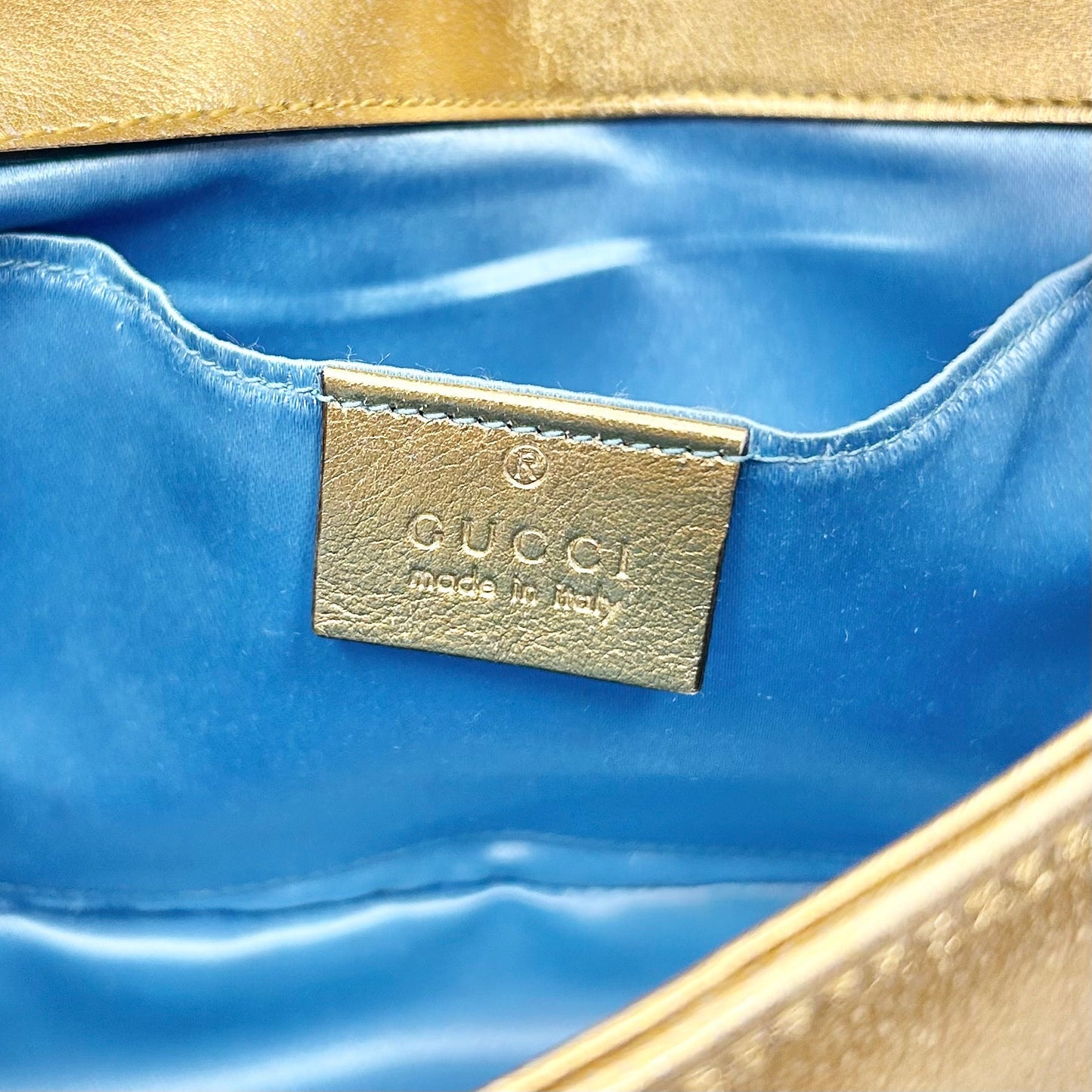 Crossbody Luxury Designer By Gucci, Size: Small