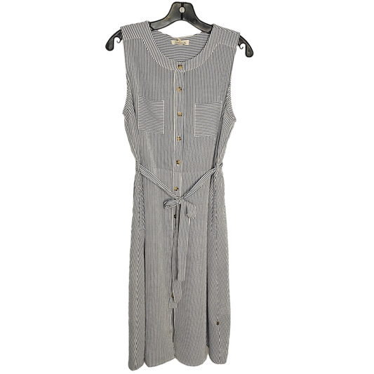 Dress Casual Midi By Monteau  Size: L