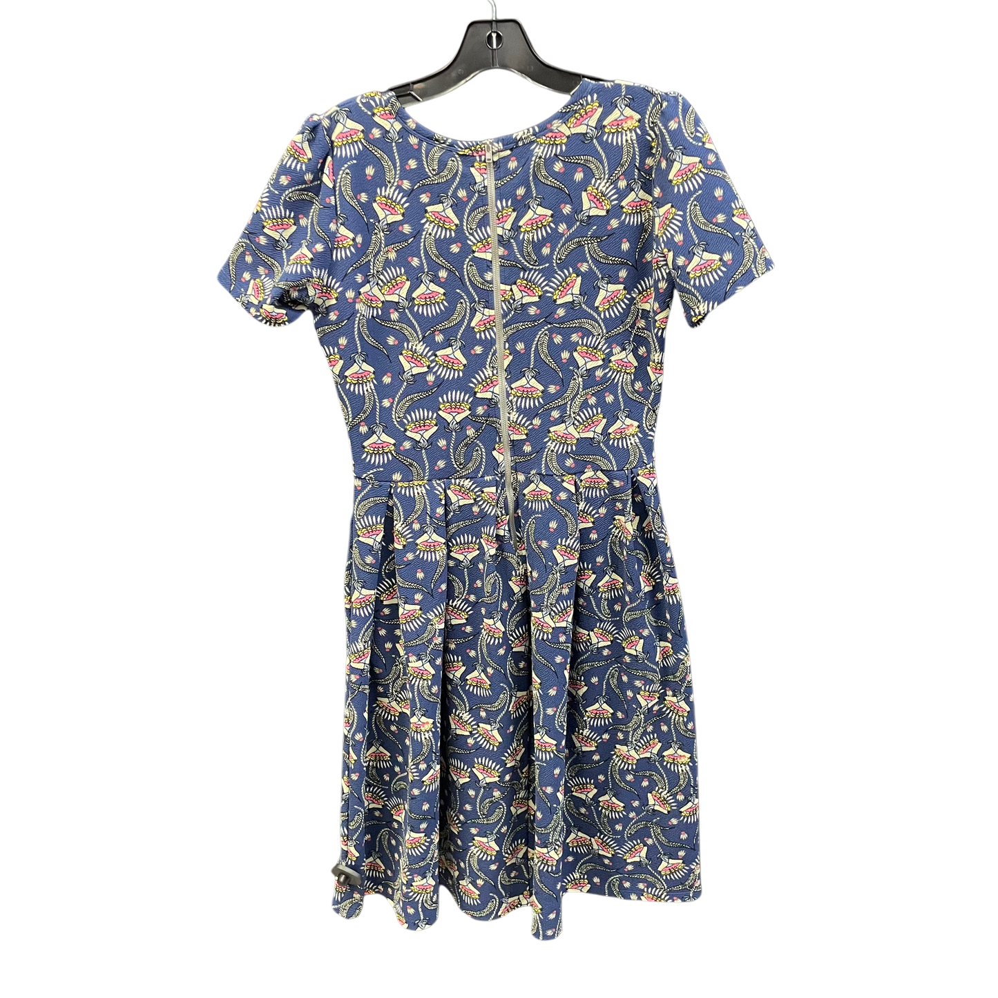 Dress Casual Short By Lularoe  Size: M