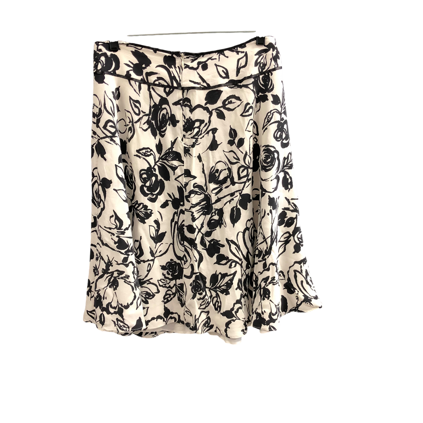 Skirt Mini & Short By Ann Taylor In Black & White, Size: 8