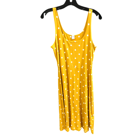 Dress Casual Short By Old Navy In Yellow, Size: M