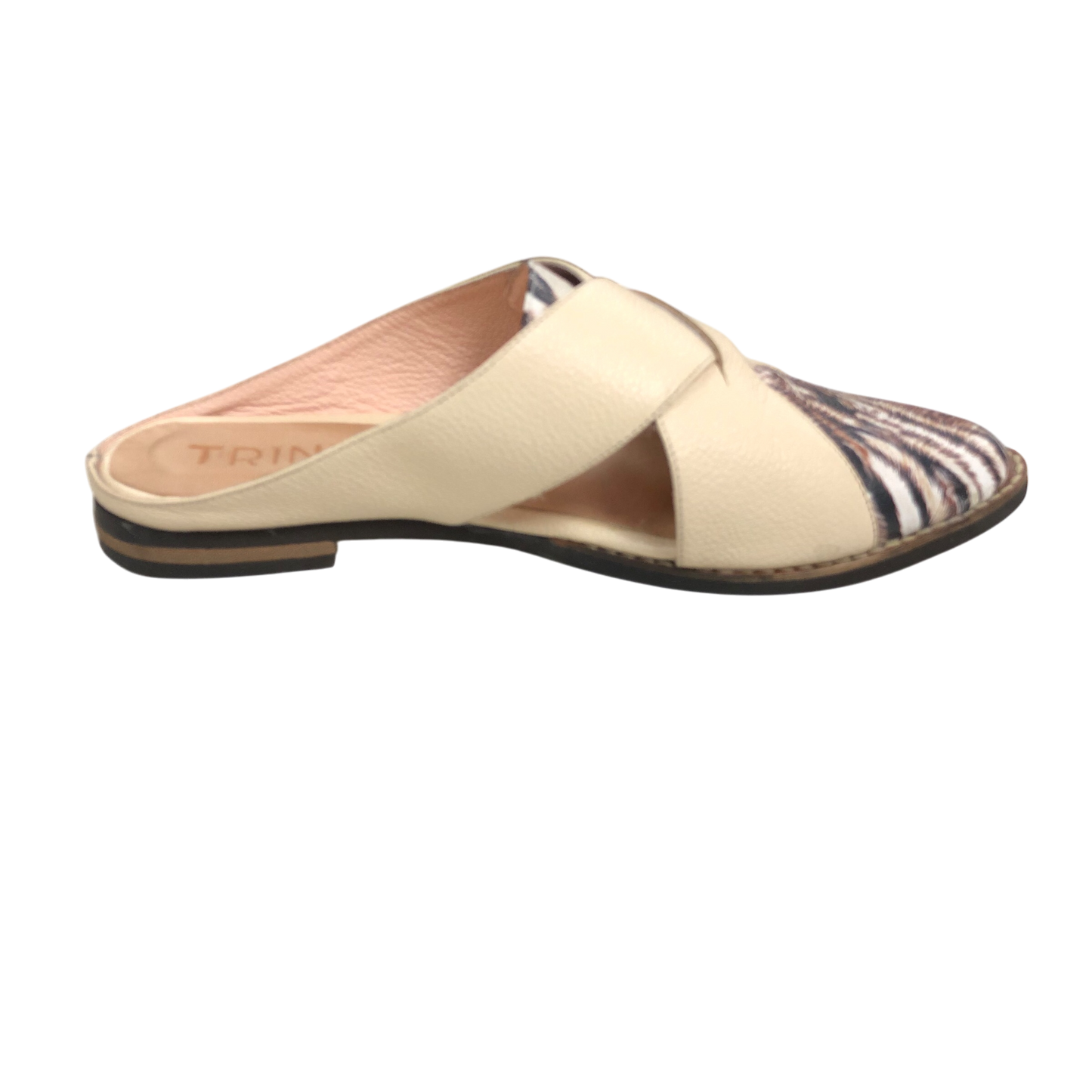 Shoes Flats By Cmc In Cream, Size: 8