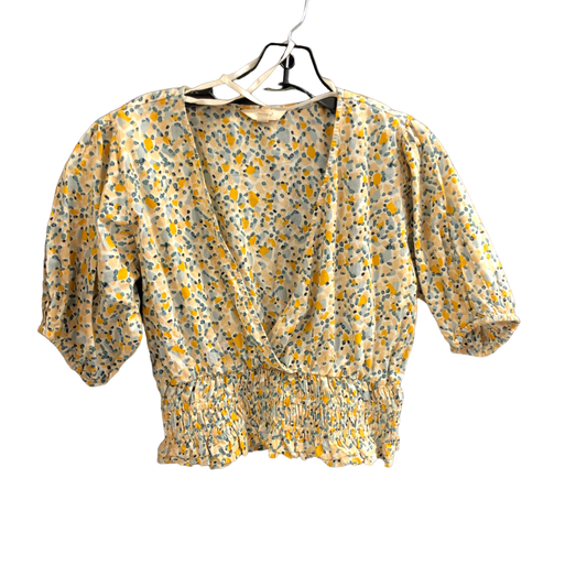 Yellow Top Short Sleeve Clothes Mentor, Size M